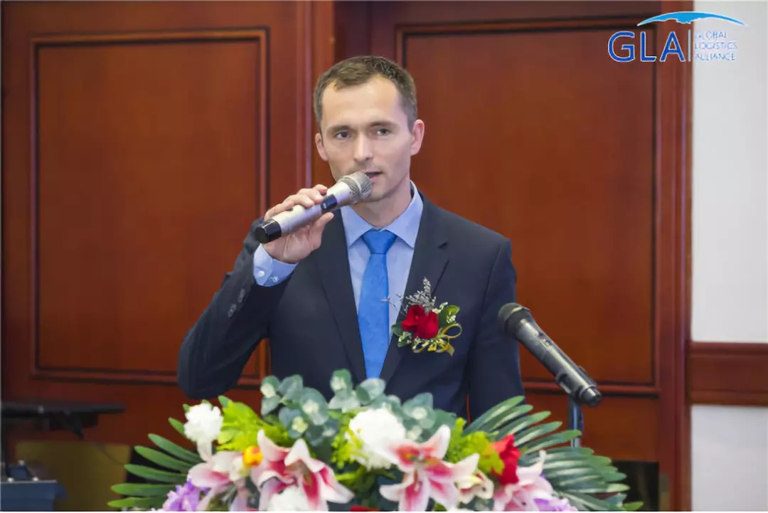 1530181189388434.jpg 7.webp.jpg