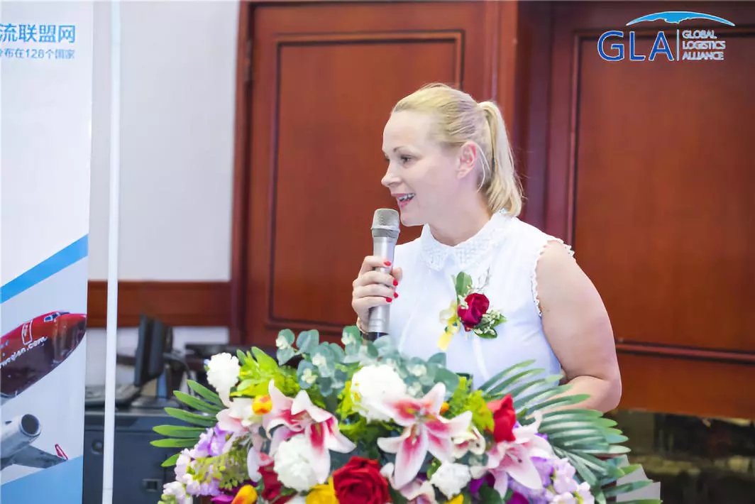 1530181238398544.jpg 9.webp.jpg